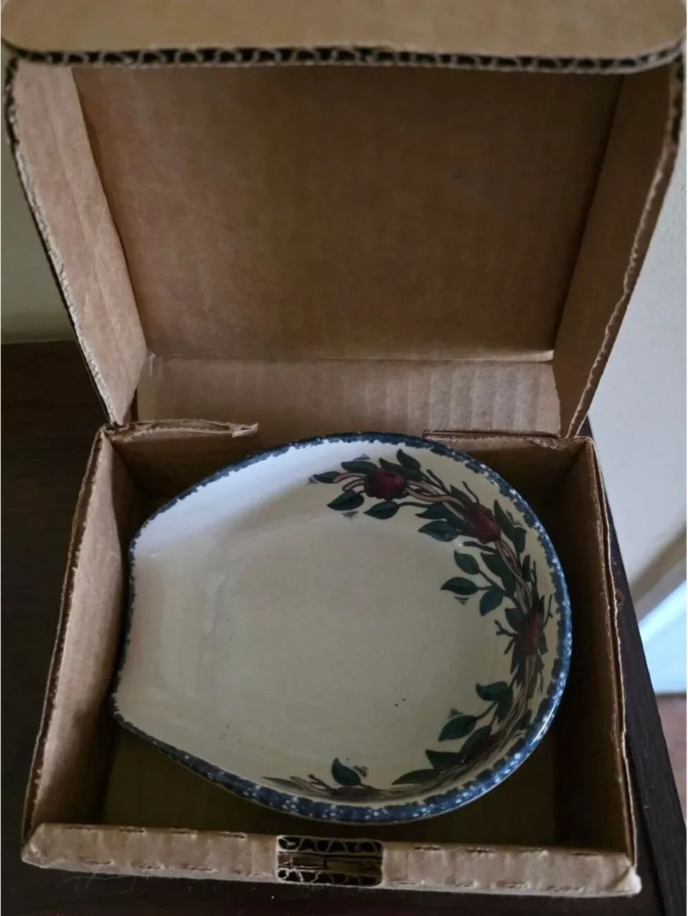 Vintage 2003 Home & Garden Stoneware Spoon Rest Apple Swag